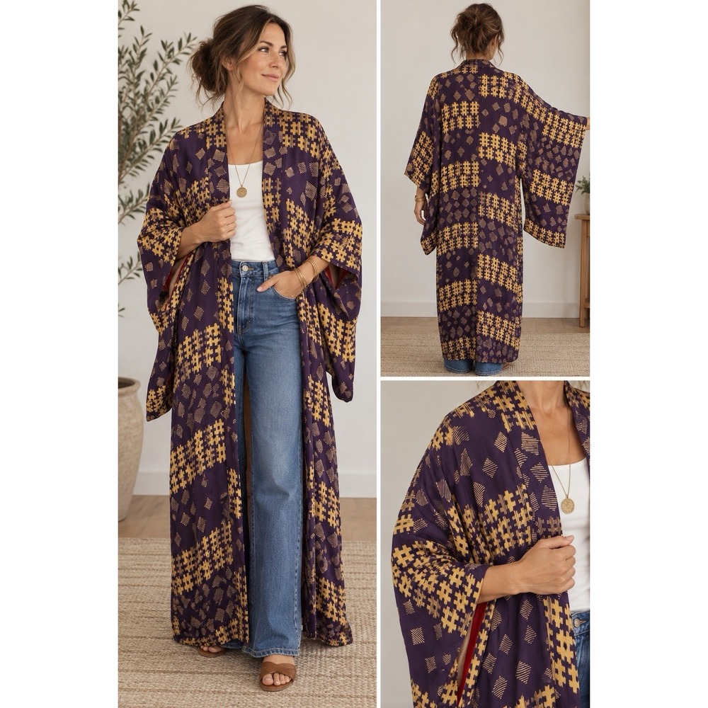 Vintage Japanese Kimono Robe Purple Gold Geometric Print Silk Lined One Size